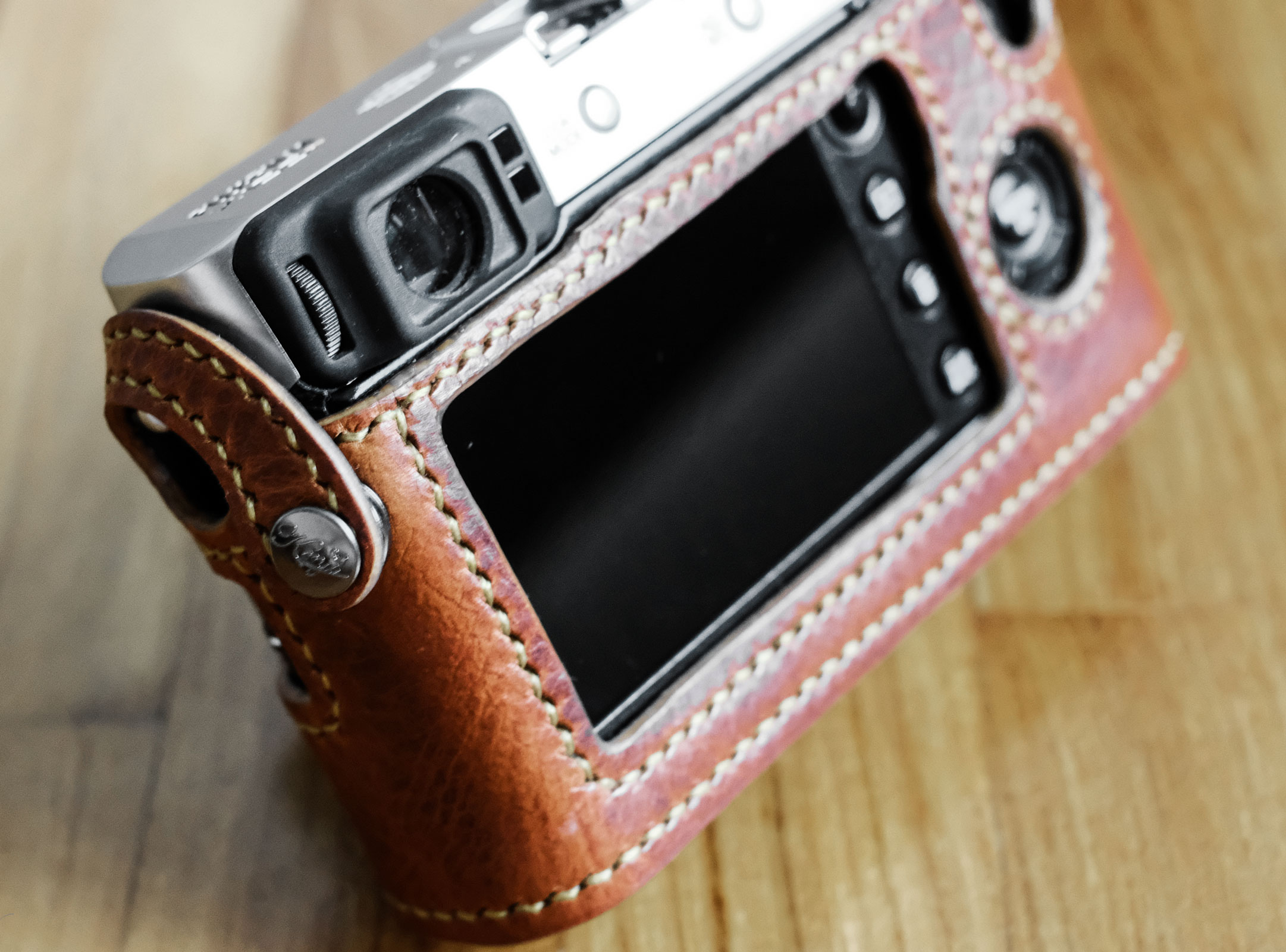 Fujifilm X100F camera case - Kenji Leather Half Case - KenjiLeather